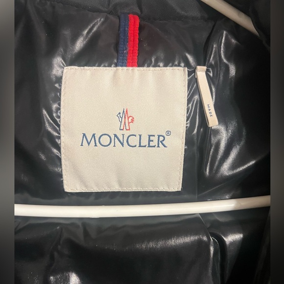 Moncler Utility Parka NO FUR NO BELT - Picture 8 of 14